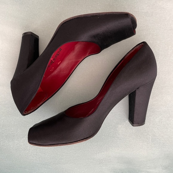 Vintage 90s YSL Silk Satin Square Peep Toe Pump - Picture 2 of 16